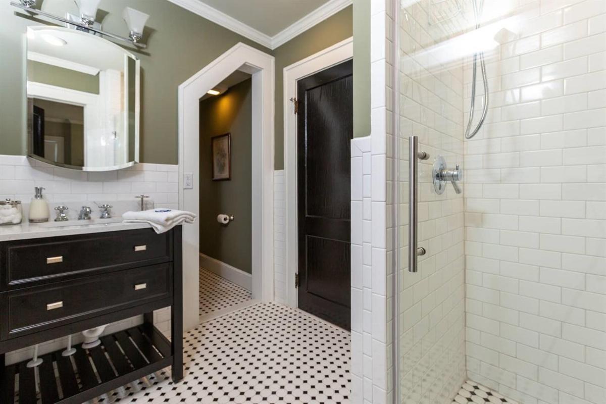 Renowned Historic Home Downtownacross From Park Winston-Salem Buitenkant foto