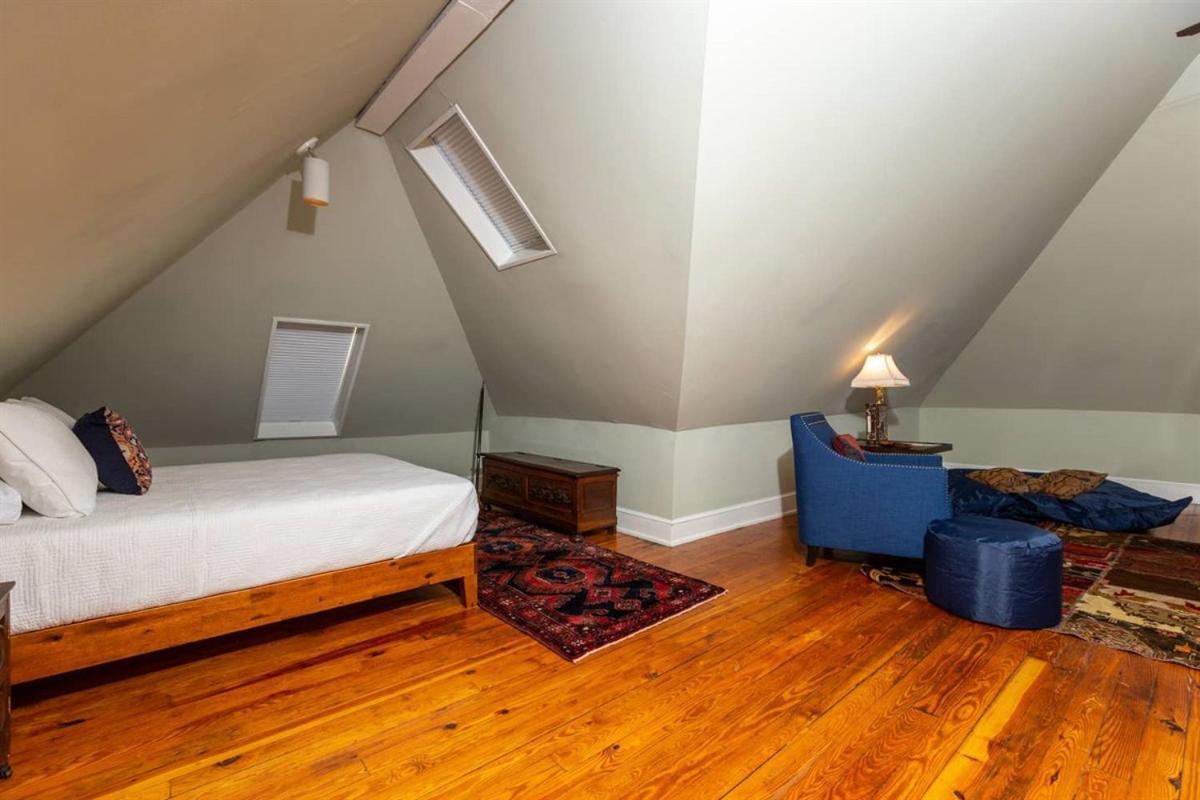 Renowned Historic Home Downtownacross From Park Winston-Salem Buitenkant foto