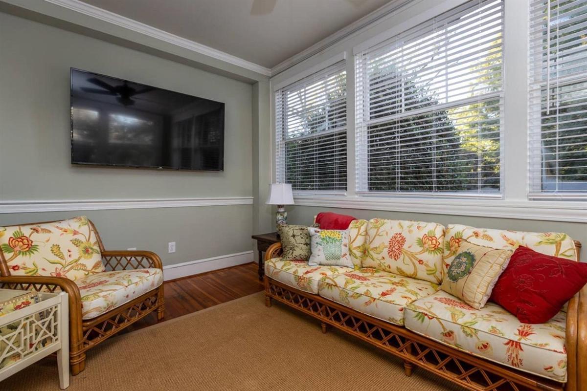 Renowned Historic Home Downtownacross From Park Winston-Salem Buitenkant foto