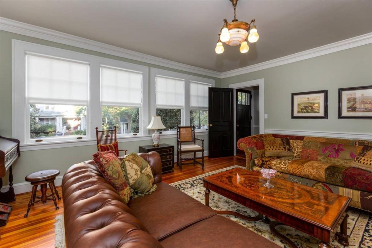 Renowned Historic Home Downtownacross From Park Winston-Salem Buitenkant foto